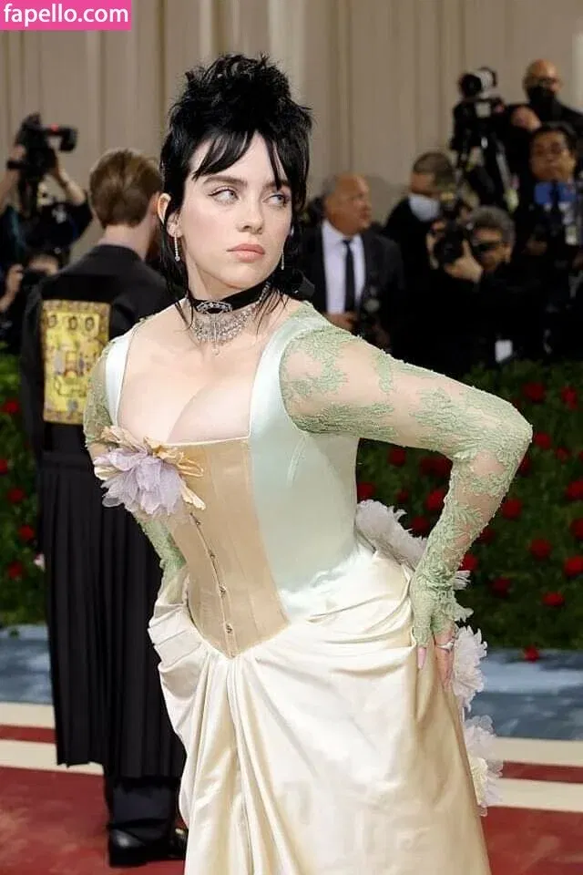 Billie Eilish Onlyfans Photo Gallery 