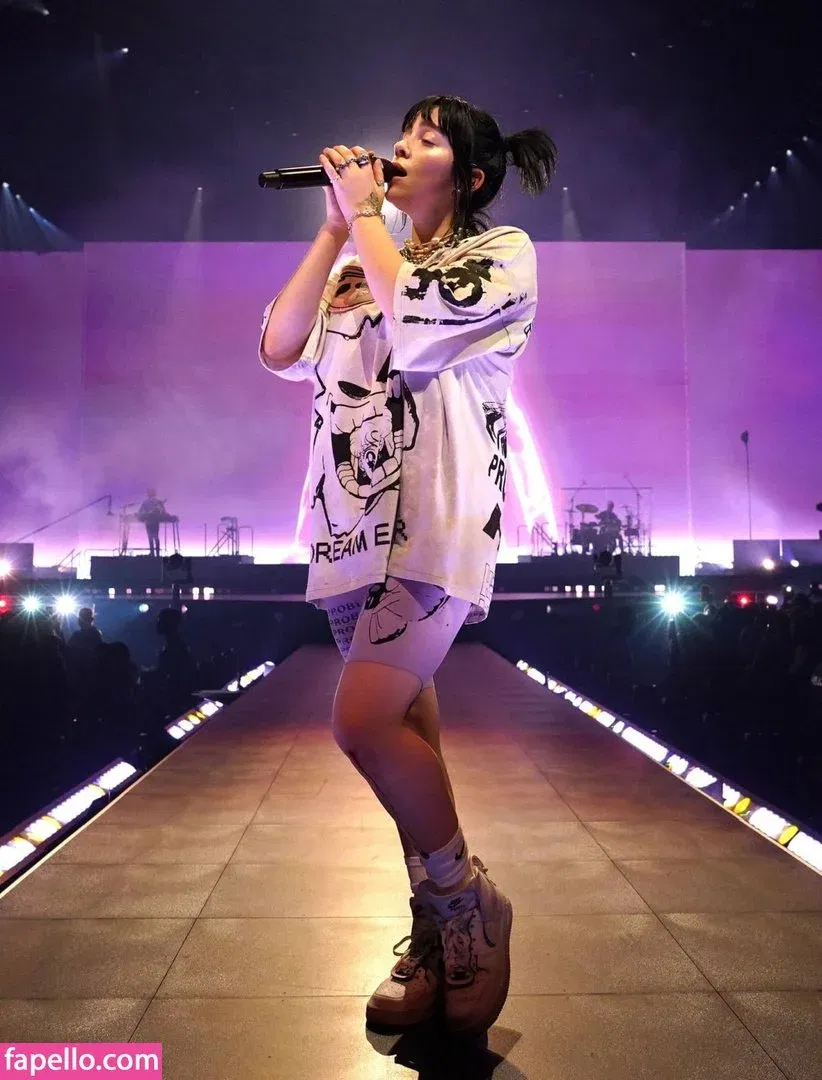 Billie Eilish Onlyfans Photo Gallery 