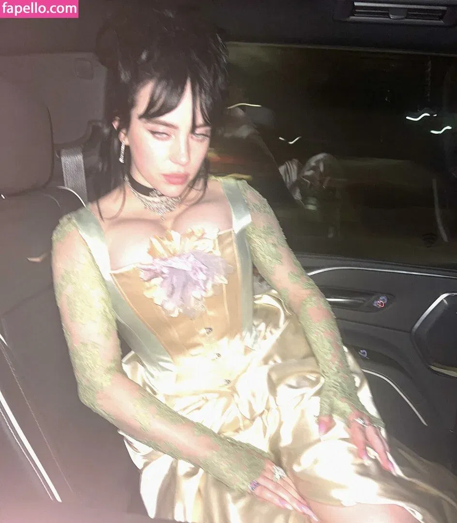 Billie Eilish Onlyfans Photo Gallery 