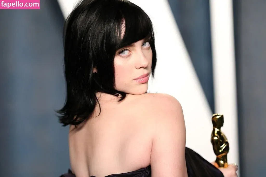 Billie Eilish Onlyfans Photo Gallery 