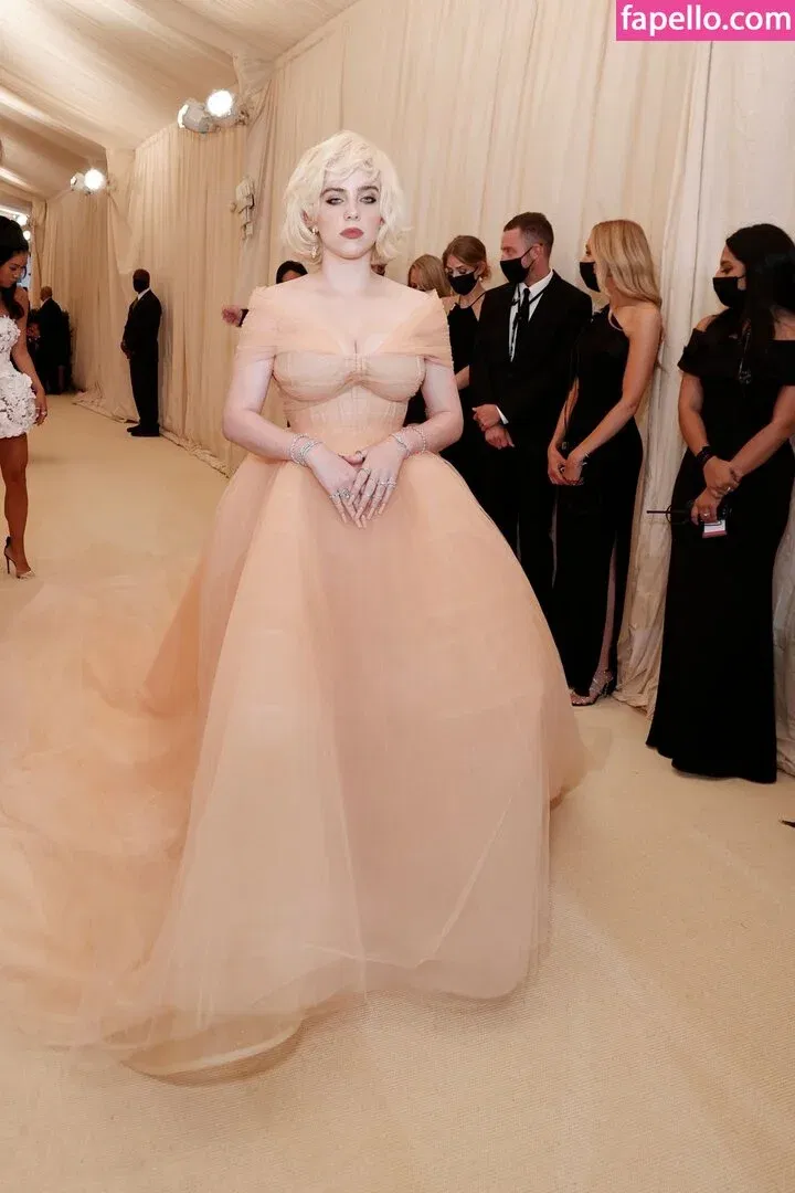 Billie Eilish Onlyfans Photo Gallery 