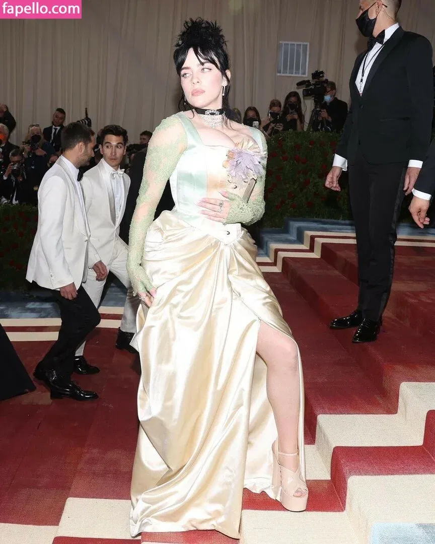 Billie Eilish Onlyfans Photo Gallery 