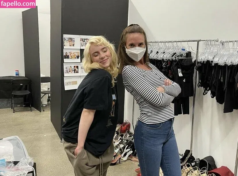 Billie Eilish Onlyfans Photo Gallery 