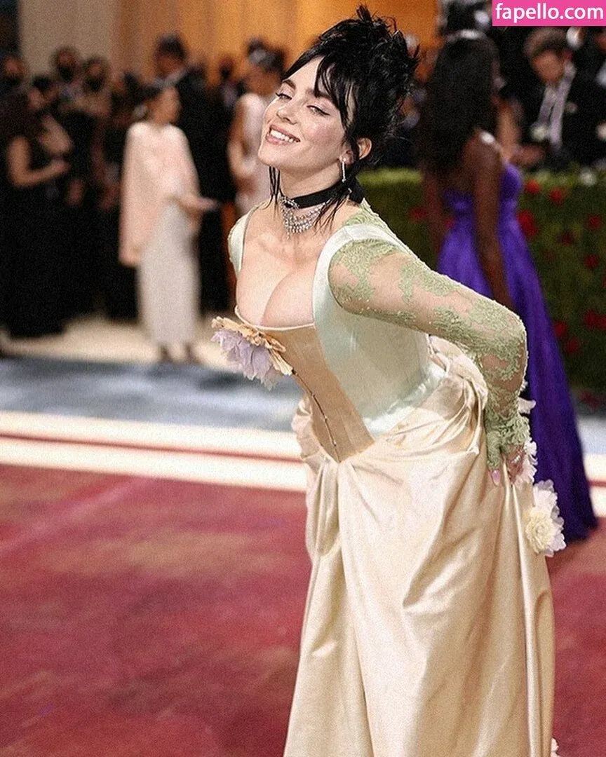 Billie Eilish Onlyfans Photo Gallery 