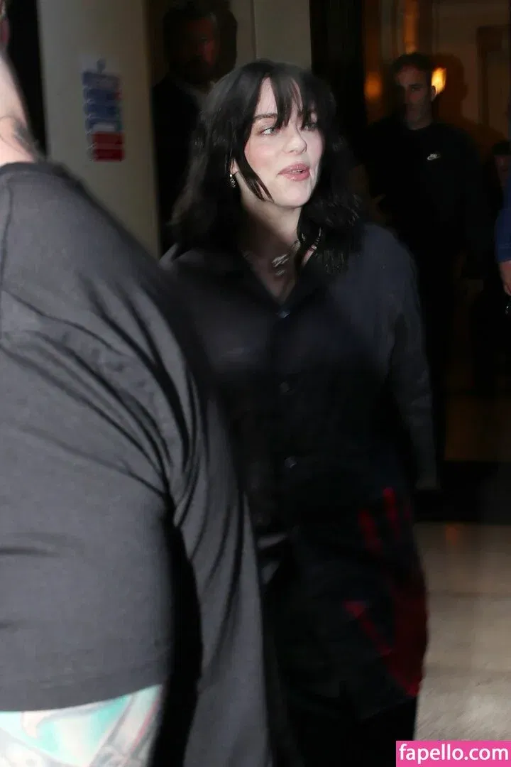 Billie Eilish Onlyfans Photo Gallery 