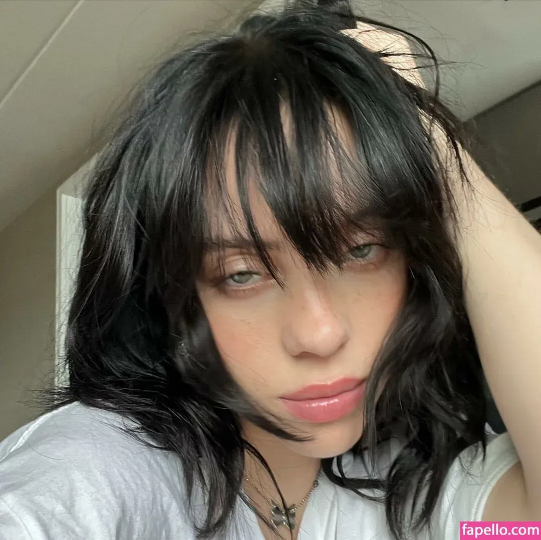 Billie Eilish Onlyfans Photo Gallery 