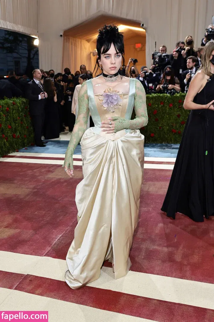 Billie Eilish Onlyfans Photo Gallery 