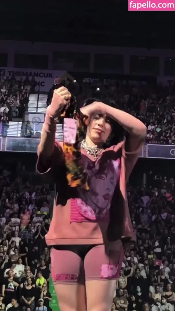 Billie Eilish Onlyfans Photo Gallery 