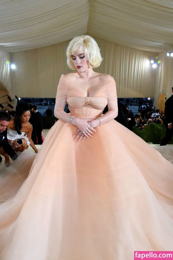 Billie Eilish Onlyfans Photo Gallery 