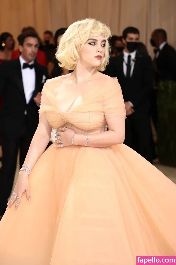 Billie Eilish Onlyfans Photo Gallery 