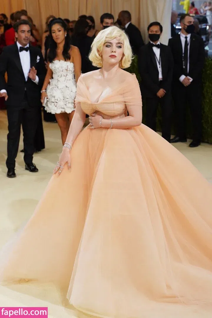 Billie Eilish Onlyfans Photo Gallery 