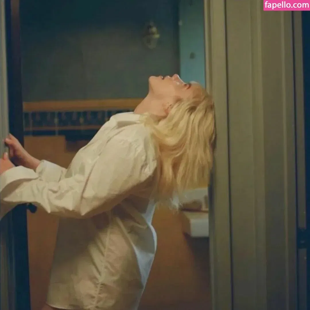 Billie Eilish Onlyfans Photo Gallery 