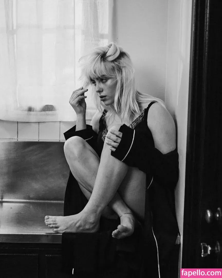 Billie Eilish Onlyfans Photo Gallery 