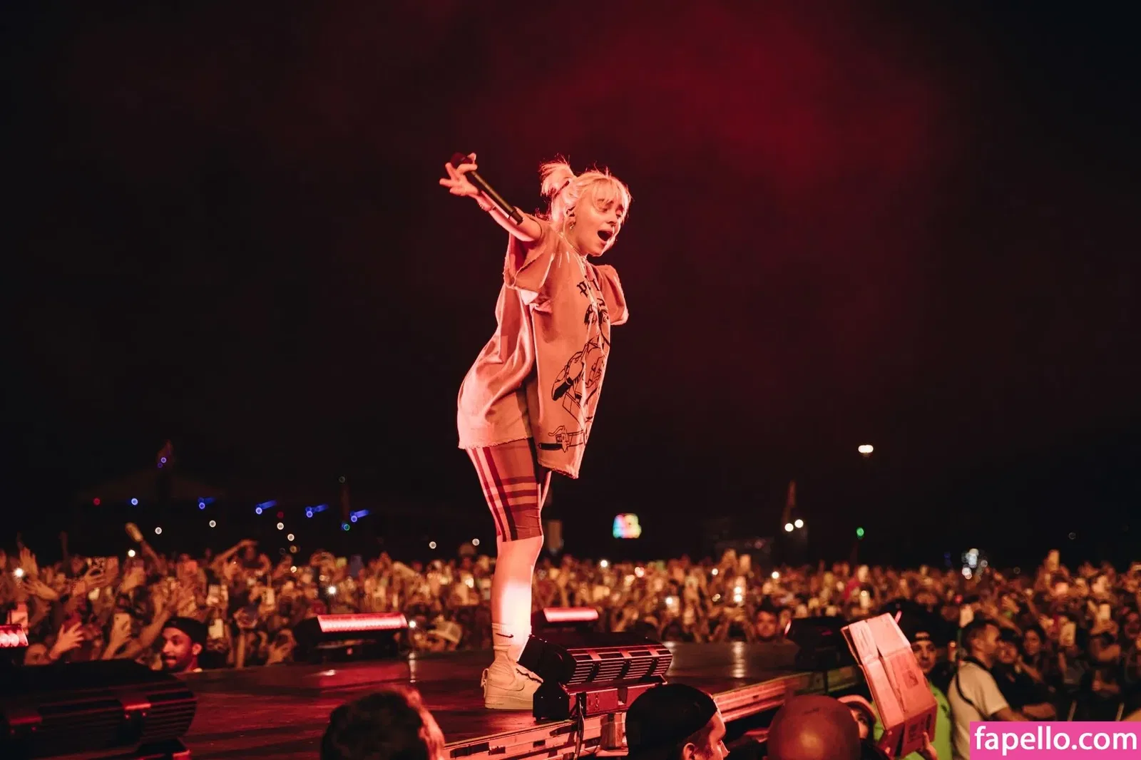 Billie Eilish Onlyfans Photo Gallery 