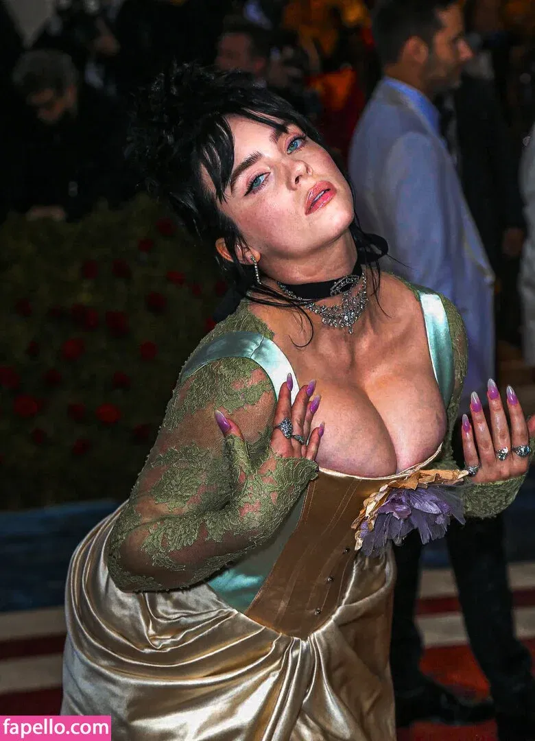 Billie Eilish Onlyfans Photo Gallery 