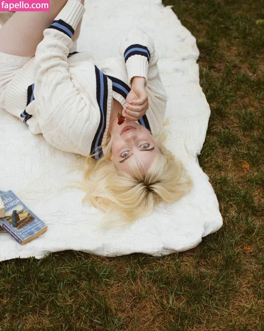 Billie Eilish Onlyfans Photo Gallery 