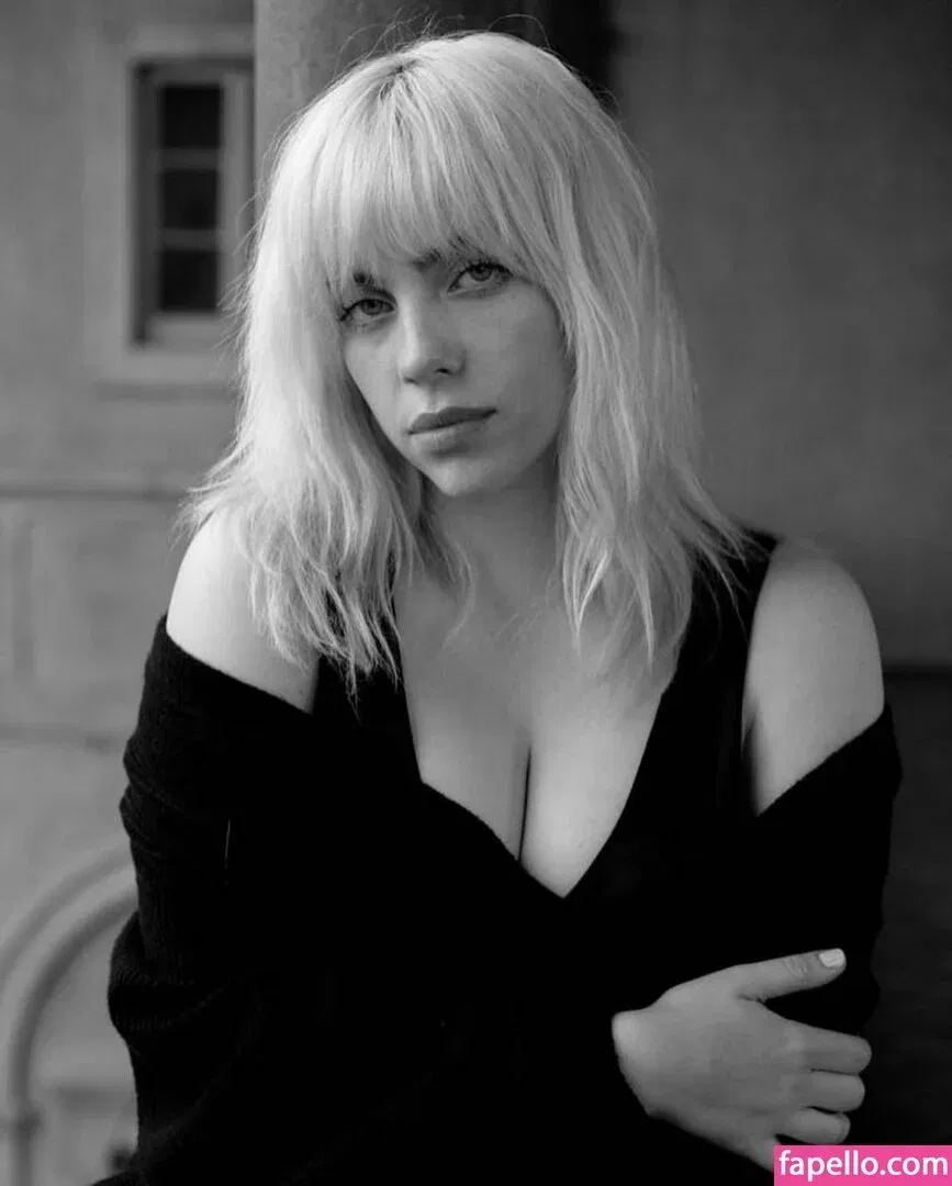 Billie Eilish Onlyfans Photo Gallery 