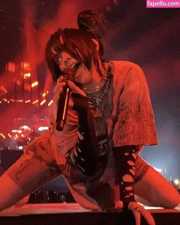 Billie Eilish Onlyfans Photo Gallery 