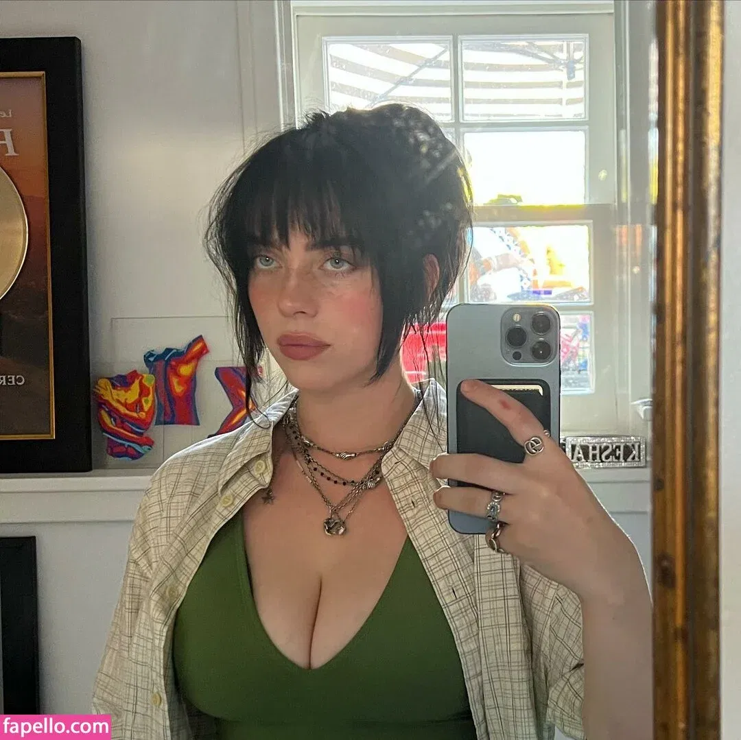 Billie Eilish Onlyfans Photo Gallery 