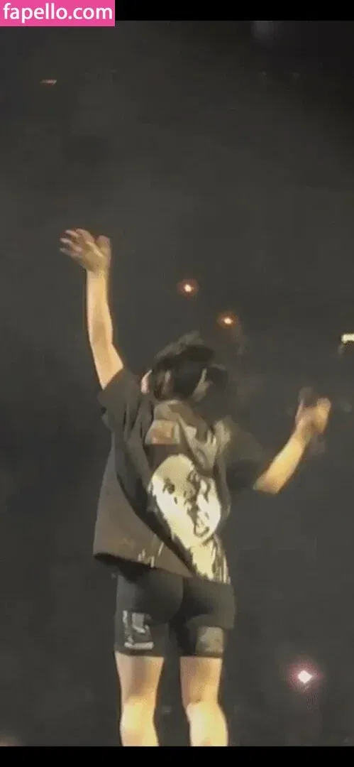 Billie Eilish Onlyfans Photo Gallery 