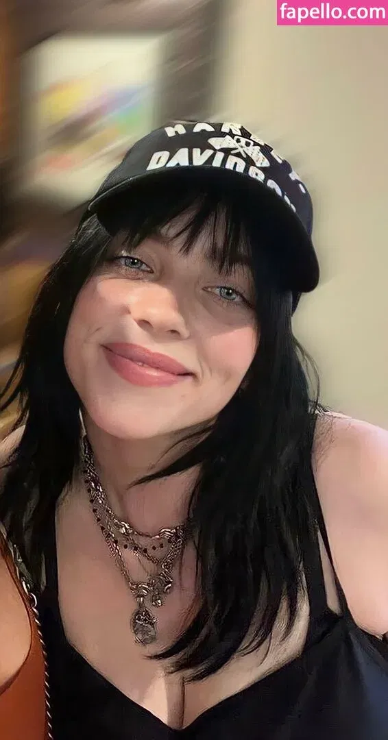 Billie Eilish Onlyfans Photo Gallery 