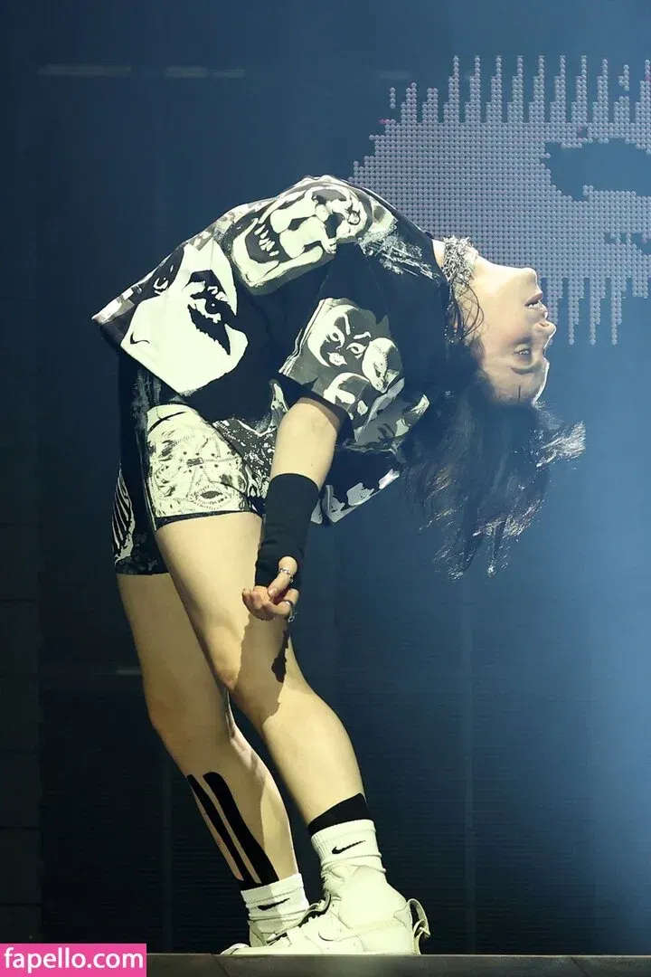 Billie Eilish Onlyfans Photo Gallery 