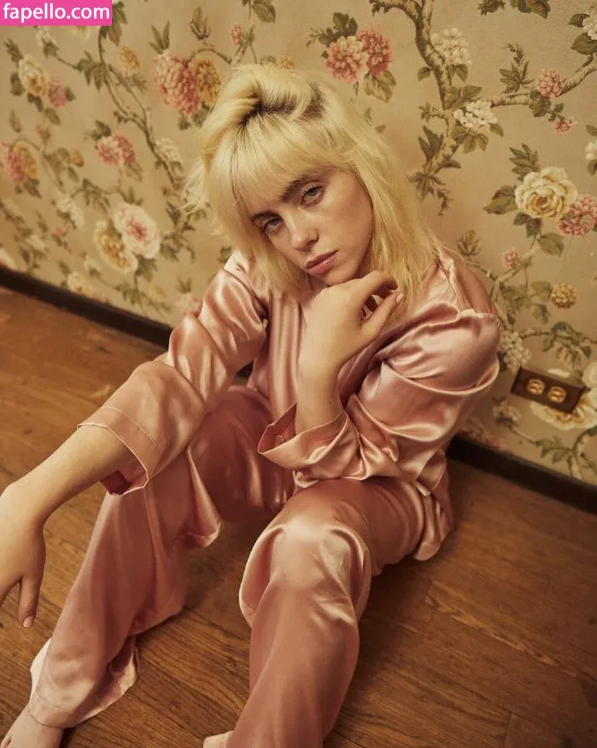 Billie Eilish Onlyfans Photo Gallery 