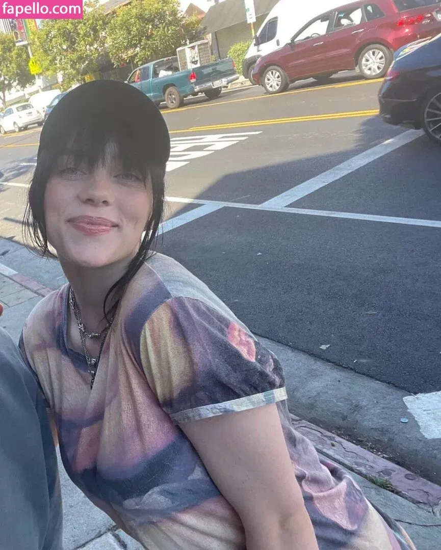 Billie Eilish Onlyfans Photo Gallery 