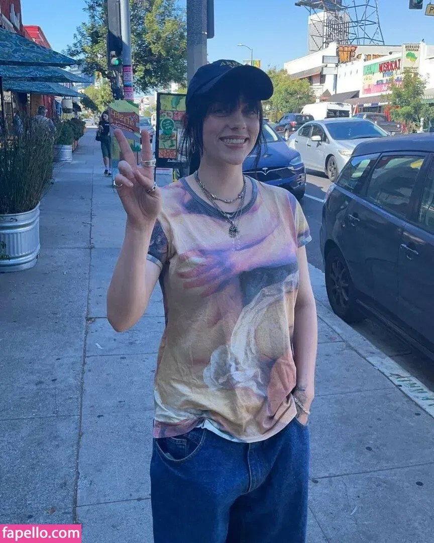 Billie Eilish Onlyfans Photo Gallery 