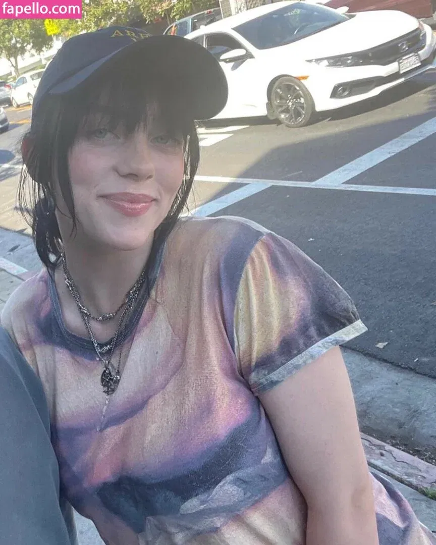 Billie Eilish Onlyfans Photo Gallery 