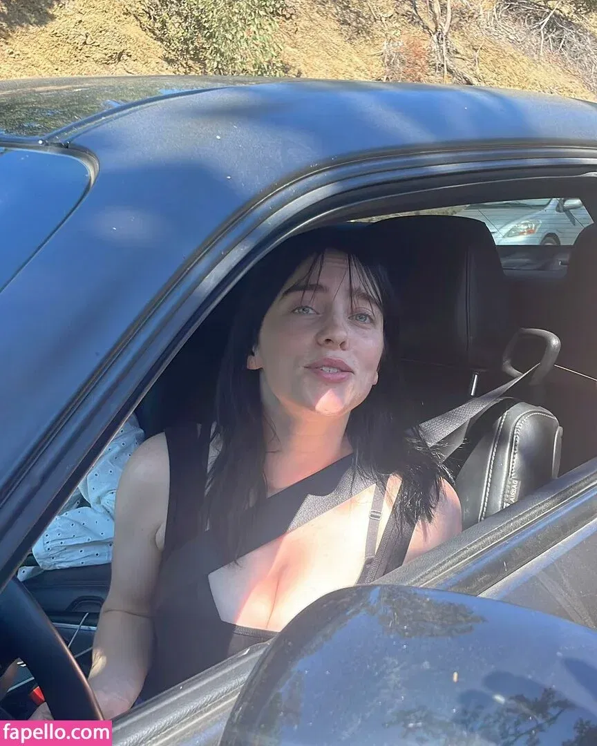 Billie Eilish Onlyfans Photo Gallery 
