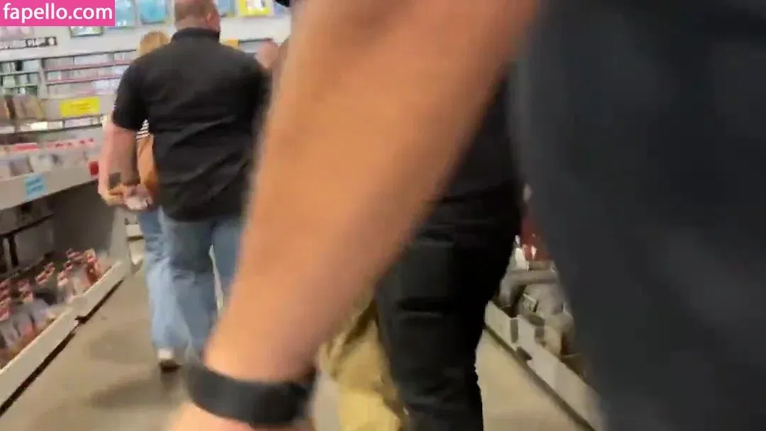 Billie Eilish Onlyfans Photo Gallery 