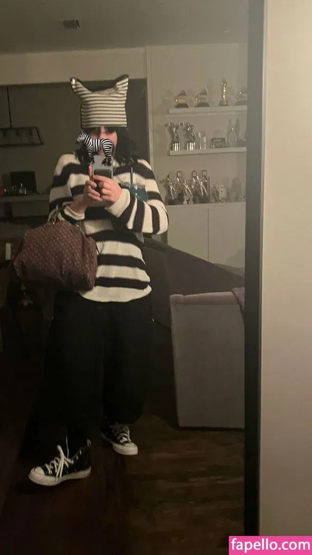 Billie Eilish Onlyfans Photo Gallery 