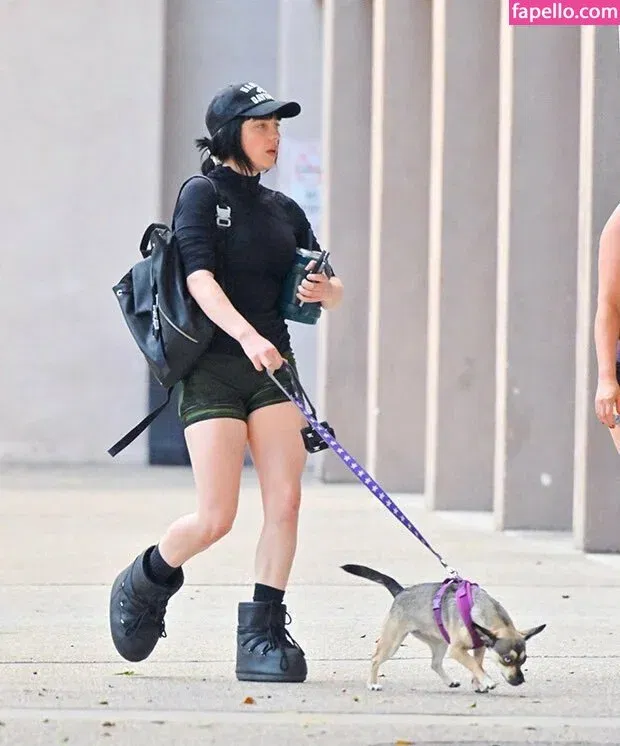 Billie Eilish Onlyfans Photo Gallery 