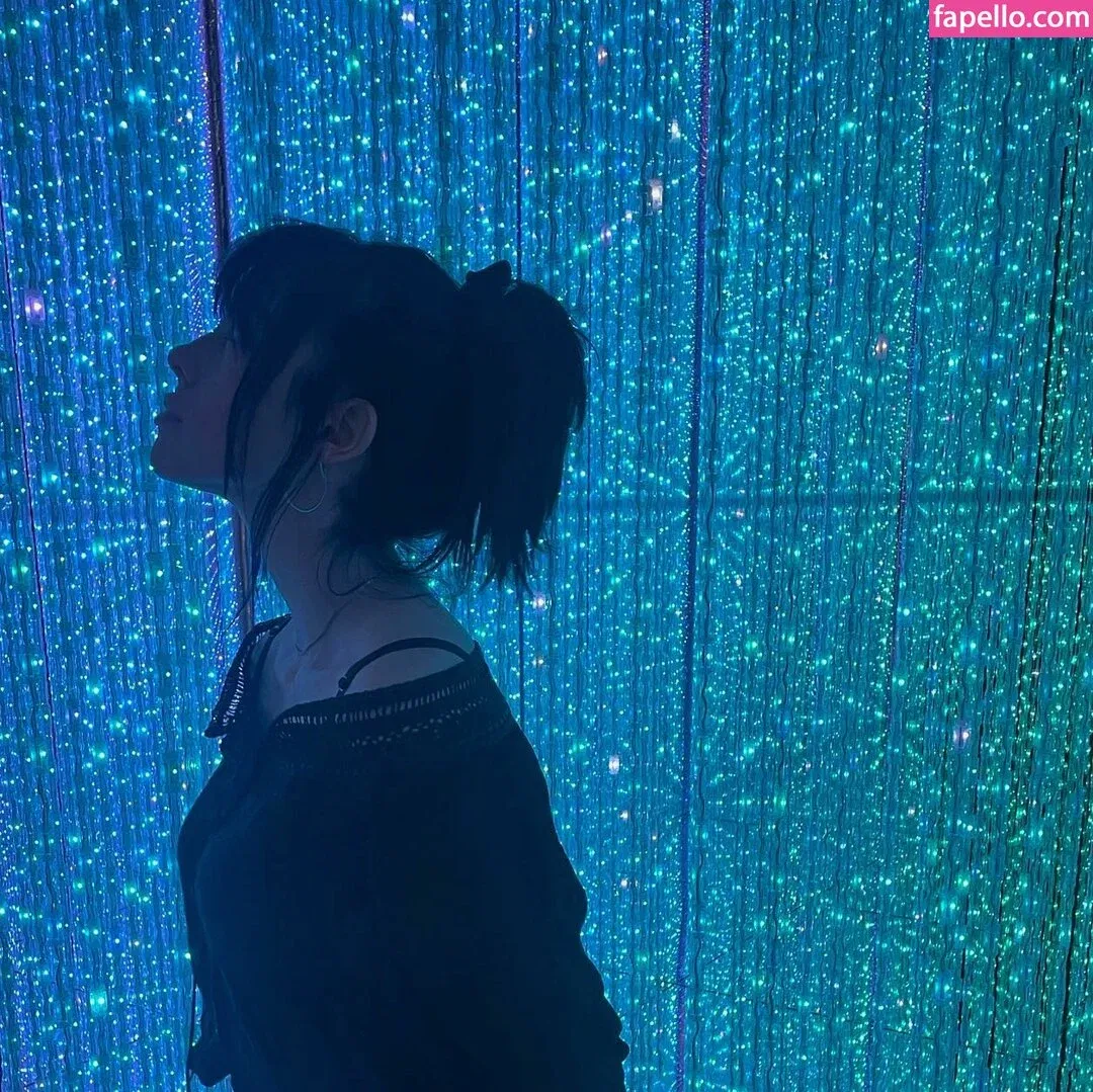 Billie Eilish Onlyfans Photo Gallery 