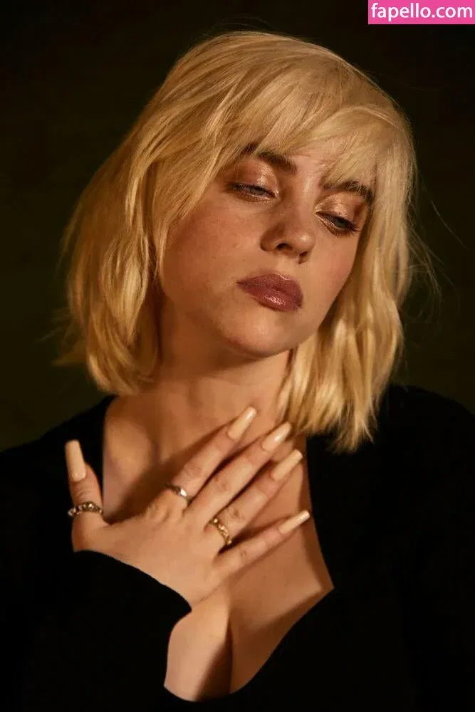 Billie Eilish Onlyfans Photo Gallery 