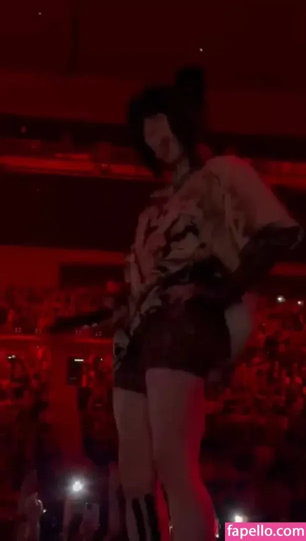 Billie Eilish Onlyfans Photo Gallery 