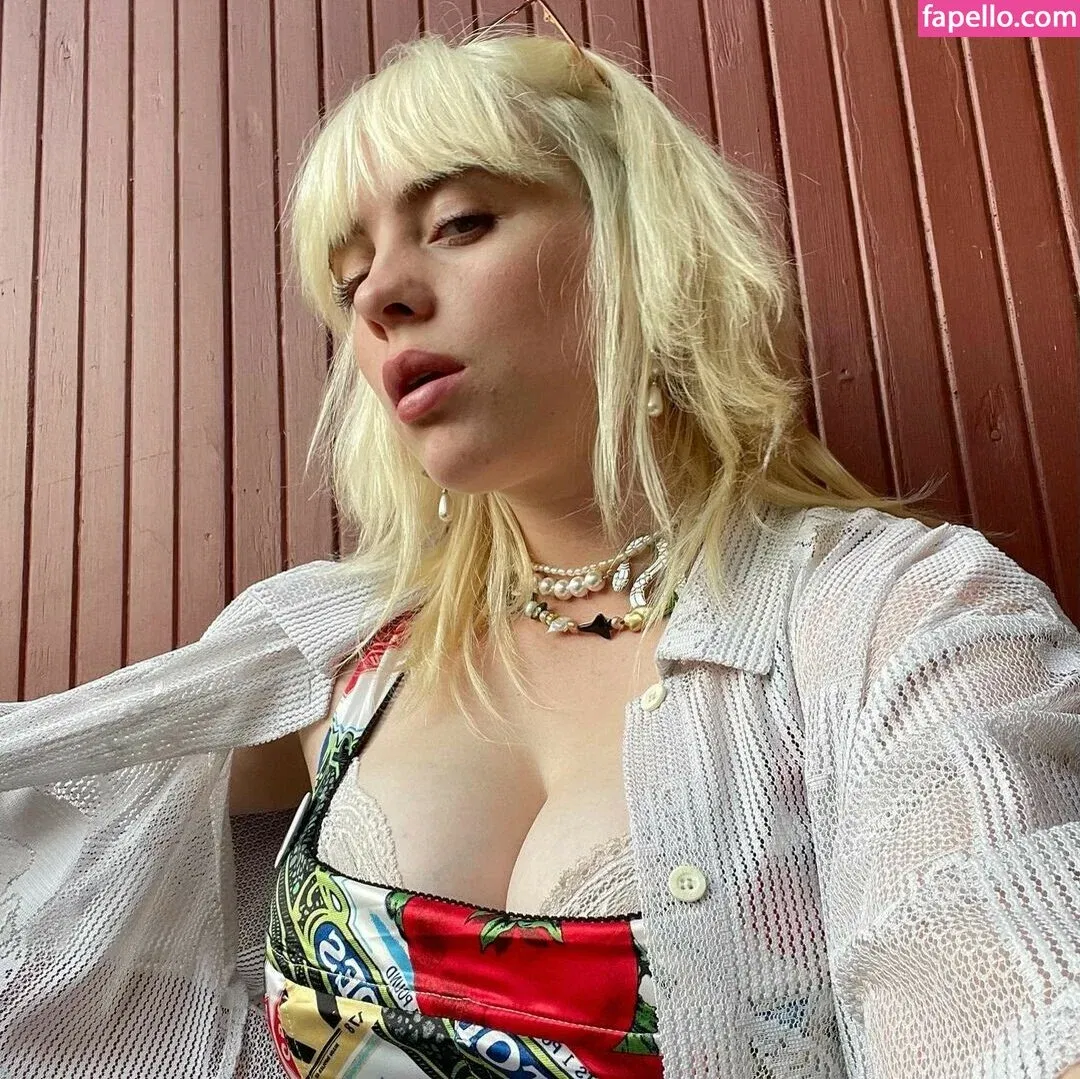 Billie Eilish Onlyfans Photo Gallery 