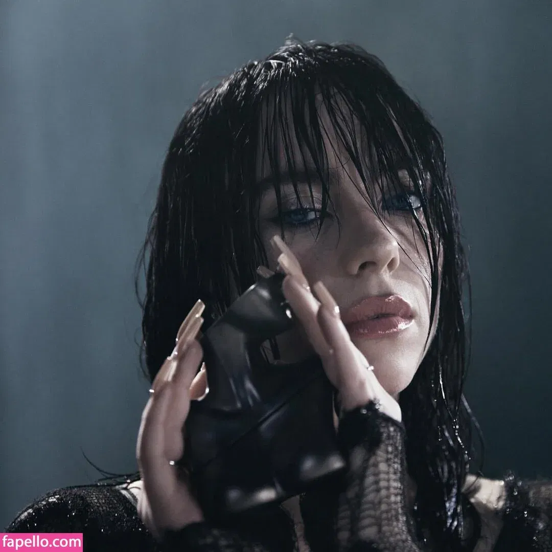 Billie Eilish Onlyfans Photo Gallery 