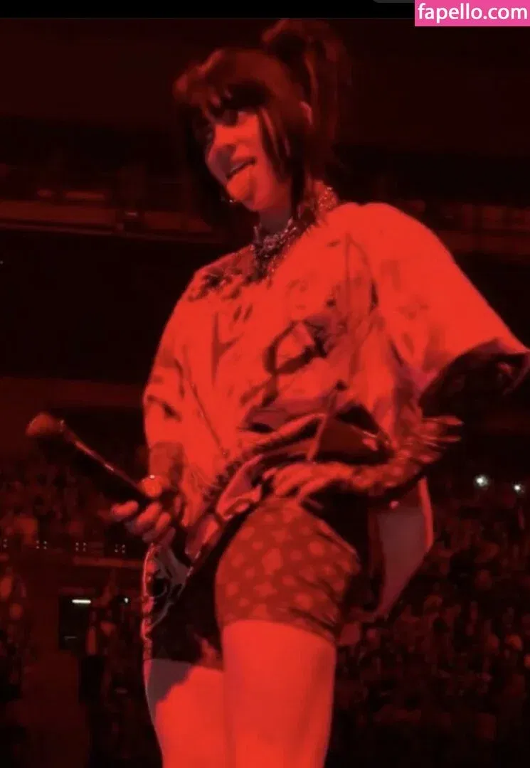 Billie Eilish Onlyfans Photo Gallery 