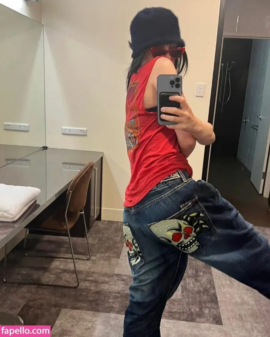 Billie Eilish Onlyfans Photo Gallery 