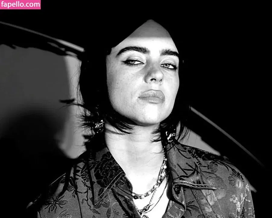 Billie Eilish Onlyfans Photo Gallery 