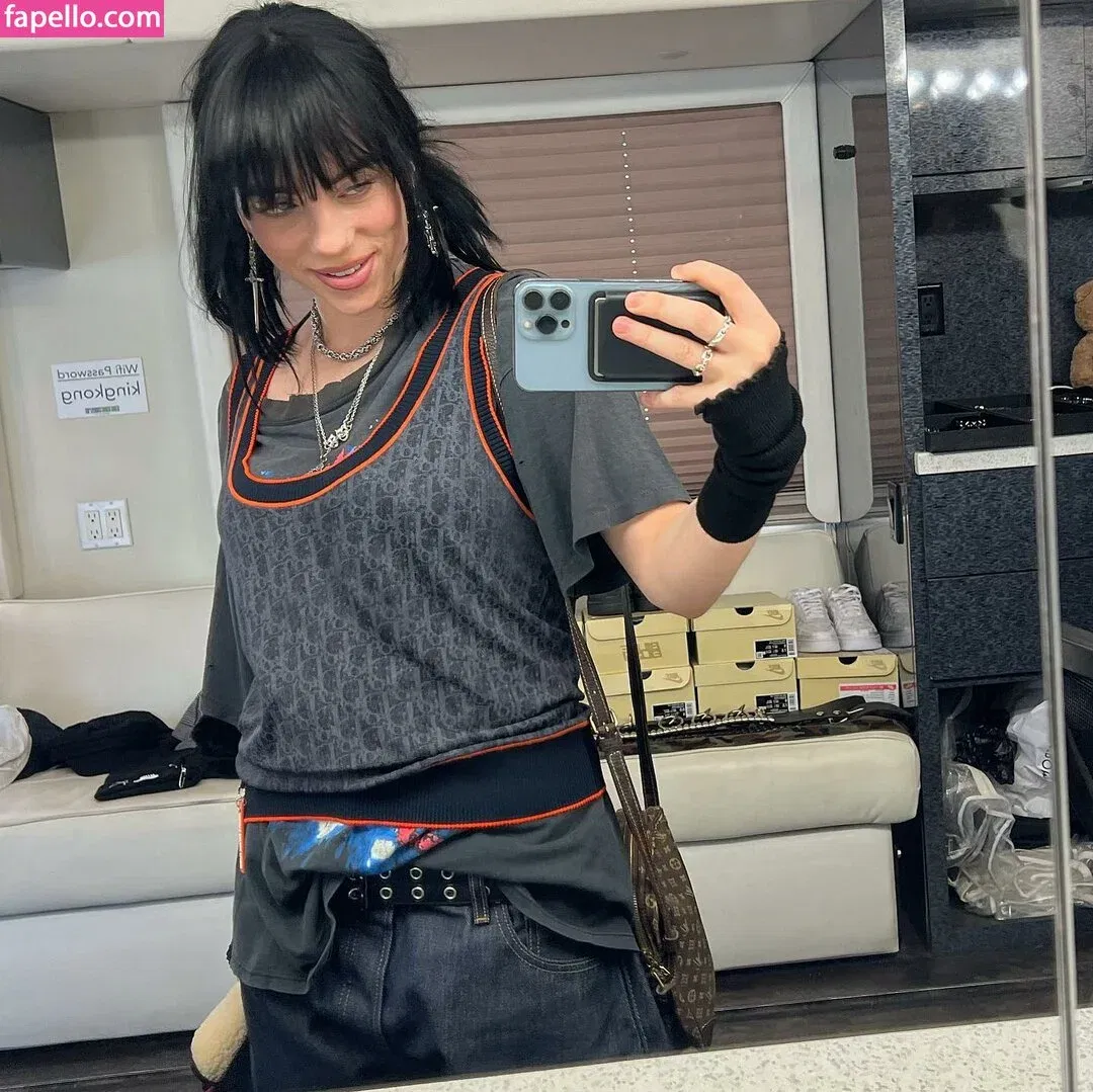 Billie Eilish Onlyfans Photo Gallery 