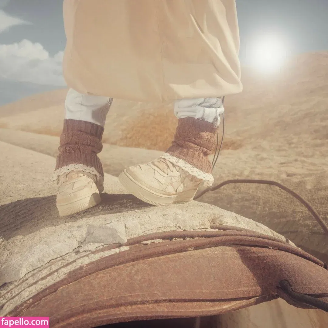 Billie Eilish Onlyfans Photo Gallery 