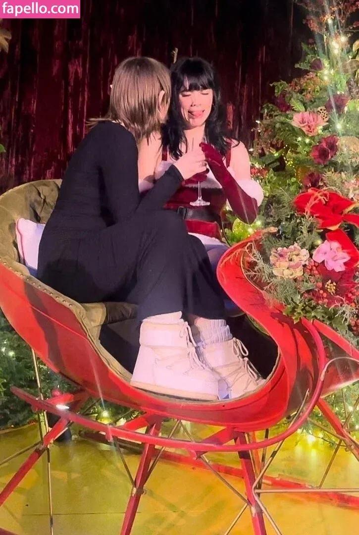 Billie Eilish Onlyfans Photo Gallery 