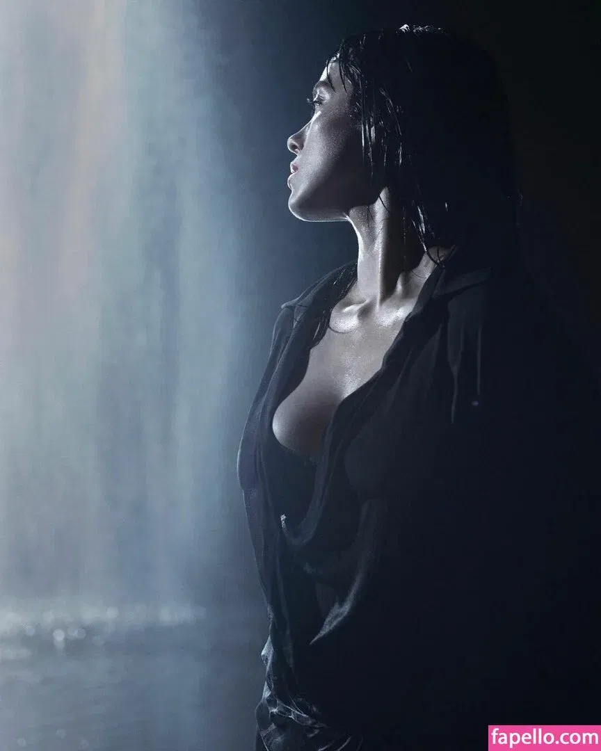 Billie Eilish Onlyfans Photo Gallery 