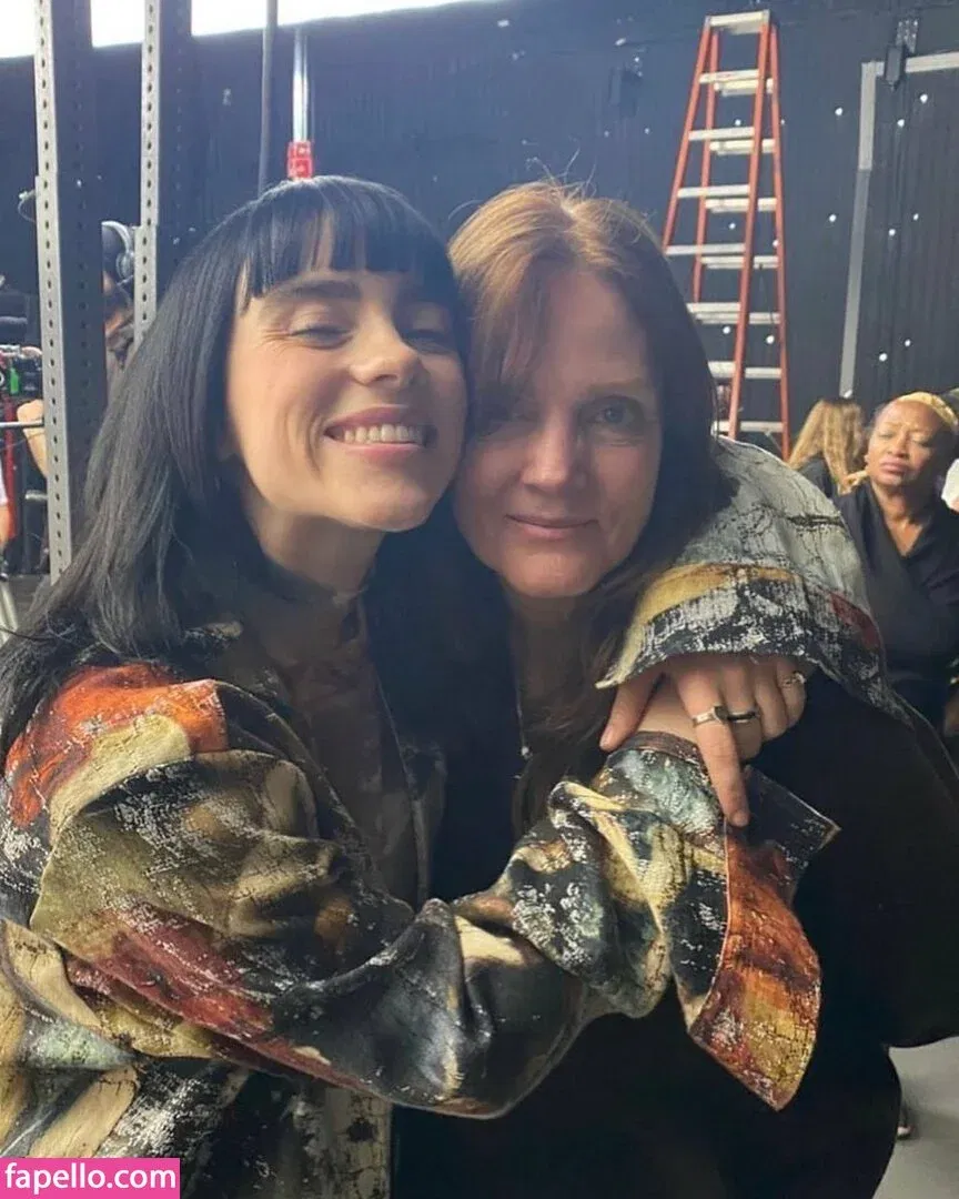 Billie Eilish Onlyfans Photo Gallery 