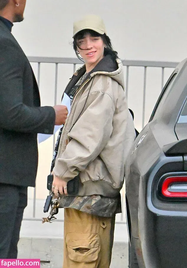 Billie Eilish Onlyfans Photo Gallery 