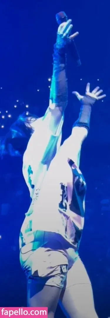 Billie Eilish Onlyfans Photo Gallery 