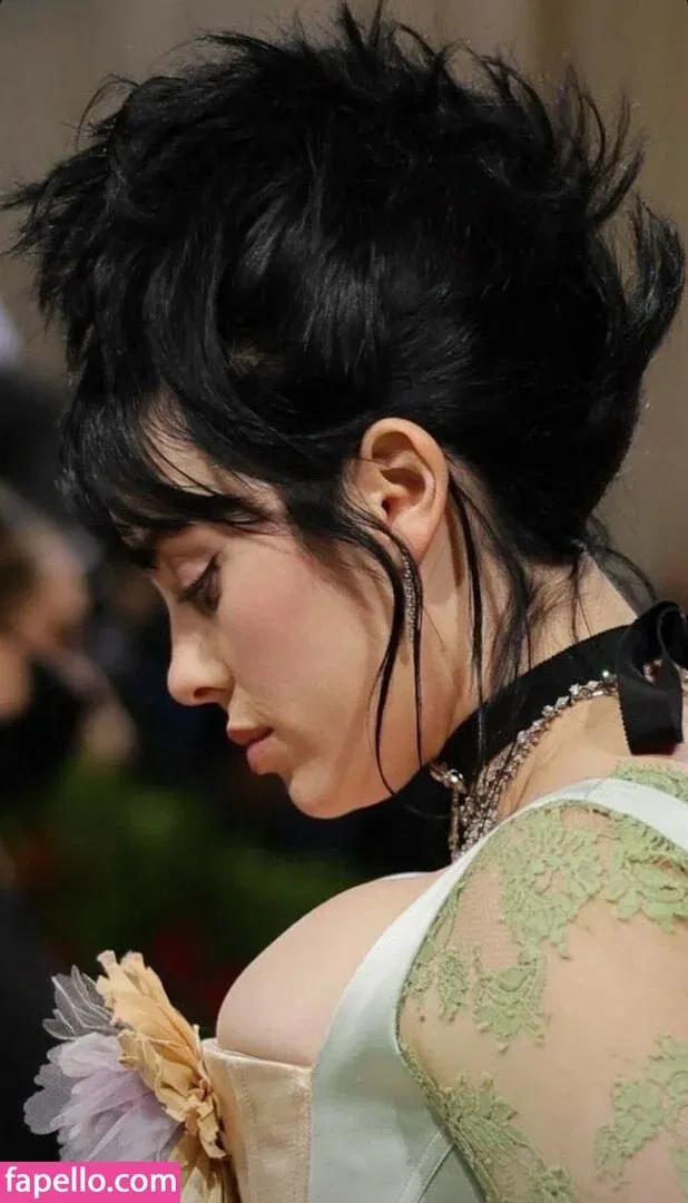 Billie Eilish Onlyfans Photo Gallery 